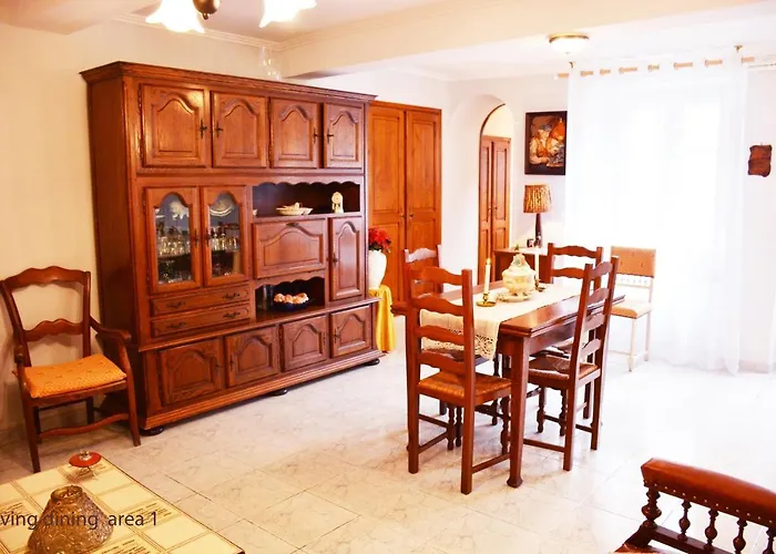 La Petite Maison Cesseras